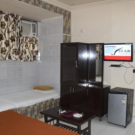 Hotel Sea Sands Мумбаи Экстерьер фото